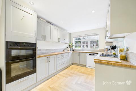 4 bedroom detached house for sale, Marlborough Way, Ashby-de-la-Zouch