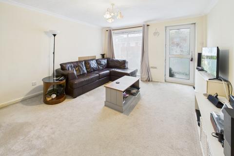 2 bedroom terraced house to rent, Rigdale Close, Plymouth PL6