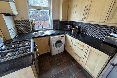 2 bedroom terraced house for sale, Greenway Avenue, Manchester