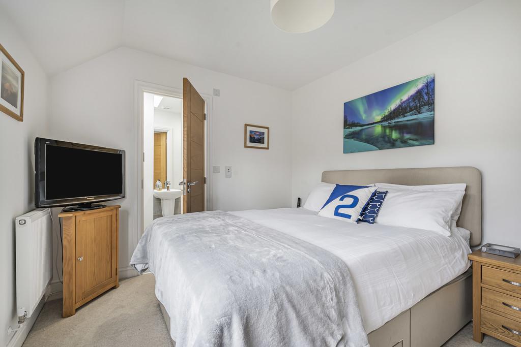 Bedroom 1 (3)