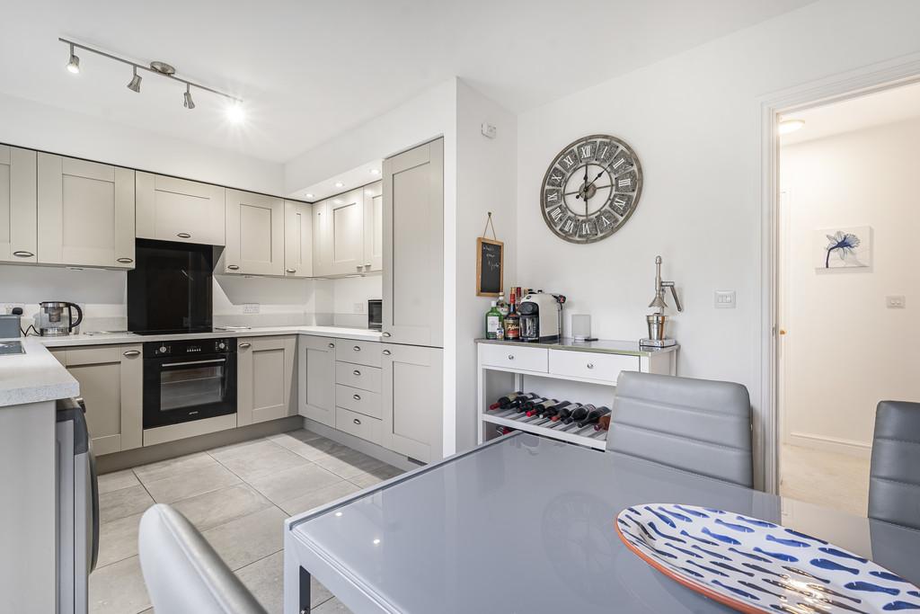 Kitchen (2)