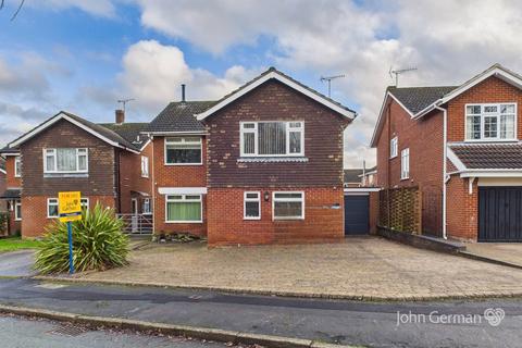 Swan Road, Draycott-in-the-clay