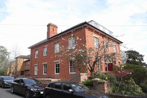 Somers Road, Malvern