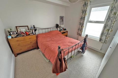 2 bedroom maisonette for sale, Brighton Road, Shoreham-by-Sea BN43