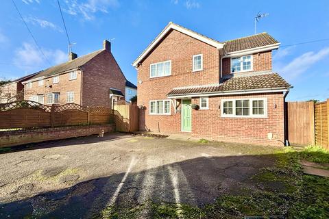 4 bedroom detached house for sale, Dewlands, Black Notley, Braintree