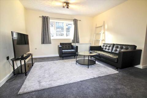 2 bedroom flat to rent, Brady & Martin Court, Newcastle Upon Tyne
