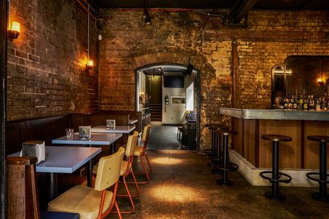 Restaurant to rent, 137 Upper St London N1 1QP