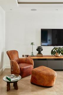 2 bedroom apartment for sale, Distillery Wharf, Hammersmith, W6