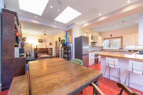 5 bedroom house for sale, Hilton Avenue, North Finchley, London, N12