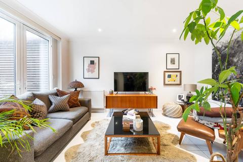2 bedroom flat to rent, Lansdowne Walk, Notting Hill, London, W11