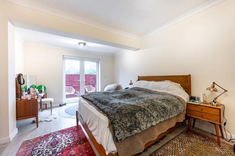 2 bedroom flat to rent, Lansdowne Walk, Notting Hill, London, W11