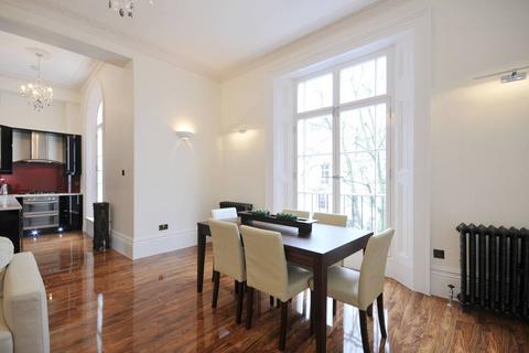 Westbourne Terrace Road, Little Venice, London, W2