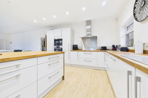 4 bedroom detached bungalow for sale, City Way, Rochester ME1