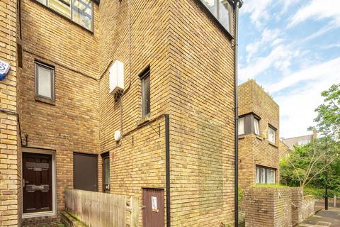 1 bedroom flat to rent, Adelaide Road, Chalk Farm, London, NW3