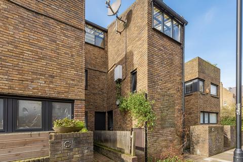 1 bedroom flat to rent, Adelaide Road, Chalk Farm, London, NW3