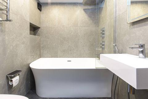 1 bedroom flat to rent, Adelaide Road, Chalk Farm, London, NW3