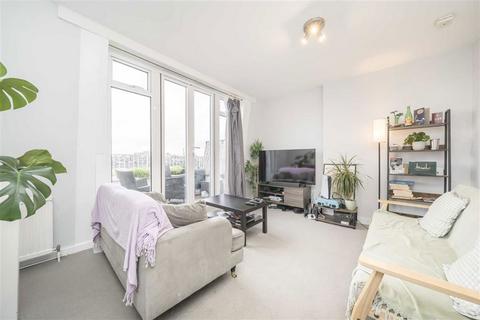 1 bedroom flat to rent, Fielding Road, London W14