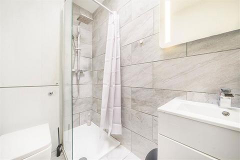 1 bedroom flat to rent, Fielding Road, London W14