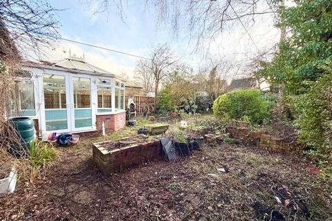 3 bedroom detached house for sale, Coleford Bridge Road, Camberley GU16
