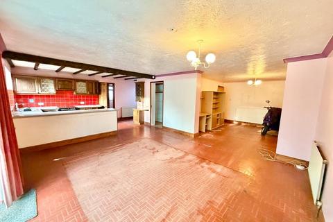 3 bedroom detached house for sale, Coleford Bridge Road, Camberley GU16