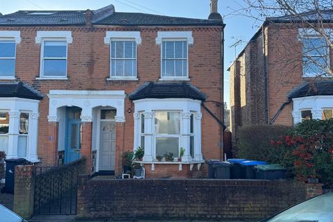 2 bedroom ground floor flat for sale, Goring Road, Bounds Green N11