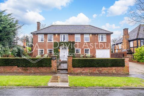 undefined, Northcliffe Drive, Totteridge, London
