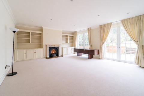 4 bedroom detached house to rent, Northcliffe Drive, Totteridge, London