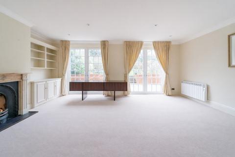 4 bedroom detached house to rent, Northcliffe Drive, Totteridge, London