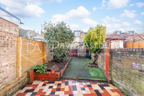 2 bedroom terraced house to rent, Eleanor Road, Bounds Green, London