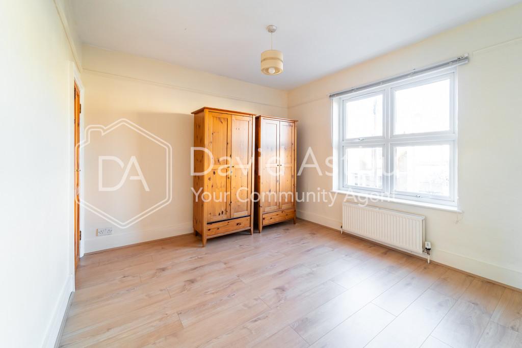 Ndb02655