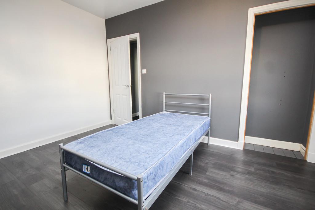 109 Cuthill Cres - Redone Small-05