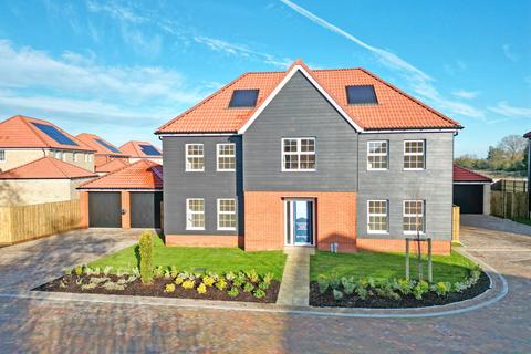 undefined, Constable Gardens, East Bergholt