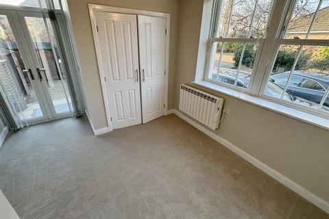 undefined, Chapel Close, Howden