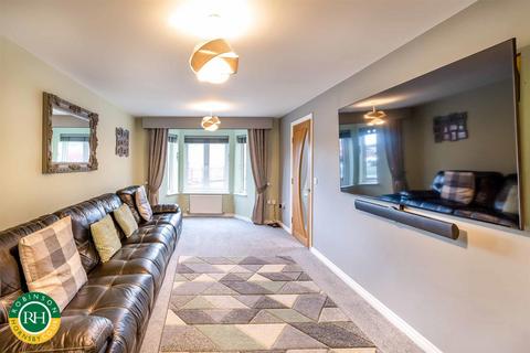 4 bedroom detached house for sale, Reeves Way, Armthorpe, Doncaster