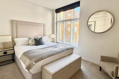 1 bedroom apartment to rent, Green Street, London W1K