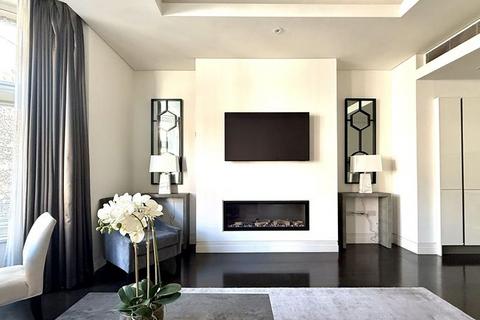 1 bedroom apartment to rent, Green Street, London W1K