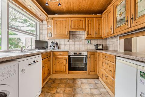 2 bedroom flat to rent, Coleridge Court, Parkleys, Richmond, Surrey