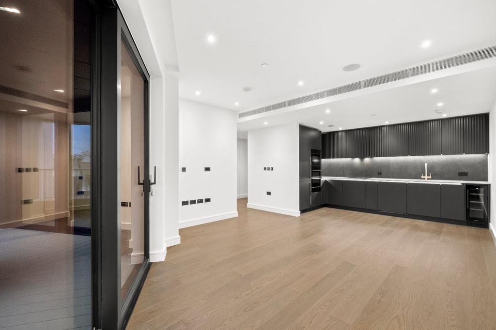 Reception/Kitchen