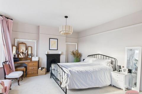 3 bedroom detached house for sale, Fairfield, Christchurch