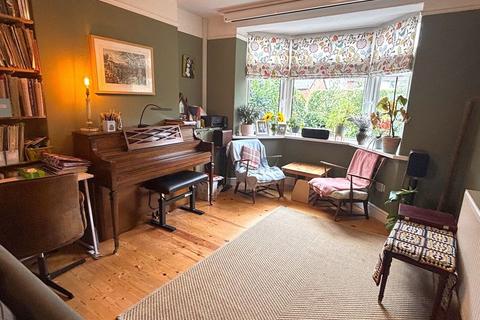 4 bedroom semi-detached house for sale, Hereford Road, Abergavenny
