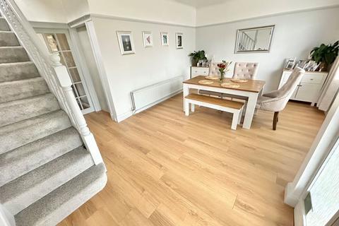3 bedroom semi-detached house for sale, Lilac Grove, Whitby