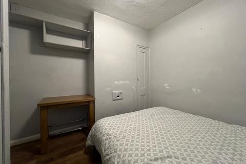 undefined, Fossway, Newcastle Upon Tyne NE6