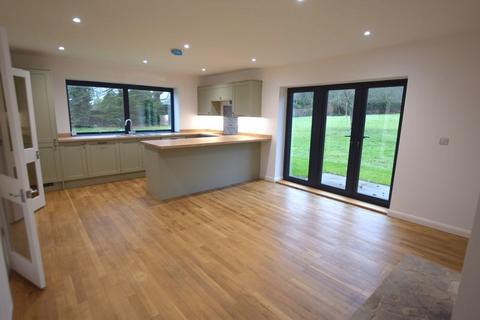 3 bedroom detached bungalow to rent, The Street, Maidstone