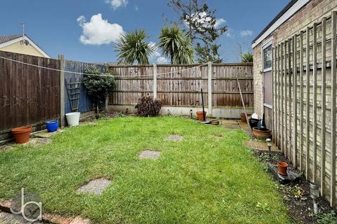 3 bedroom semi-detached house for sale, Winston Avenue, Tiptree, Colchester