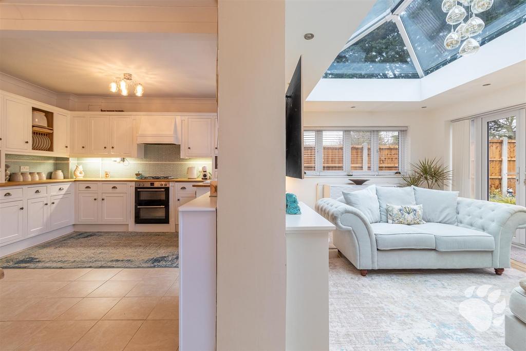 Kitchen/Diner/Living Area