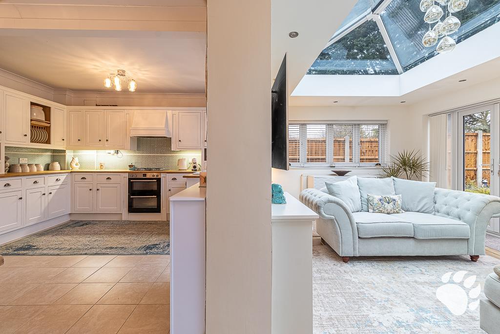 Kitchen/Diner/Living Area
