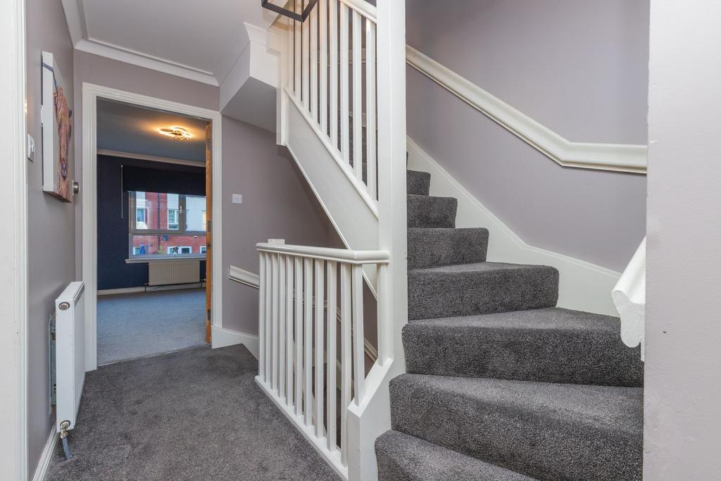 1st floor landing