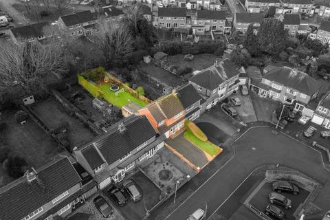 undefined, Essex Avenue, Kingswinford DY6