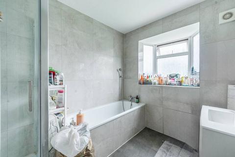 4 bedroom detached house for sale, London Road,, Stanmore, HA7