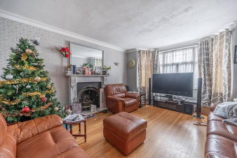 4 bedroom detached house for sale, London Road,, Stanmore, HA7